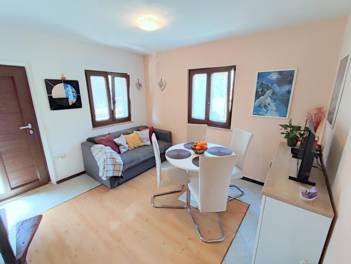 Apartment Pajtak Пореч Екстериор снимка